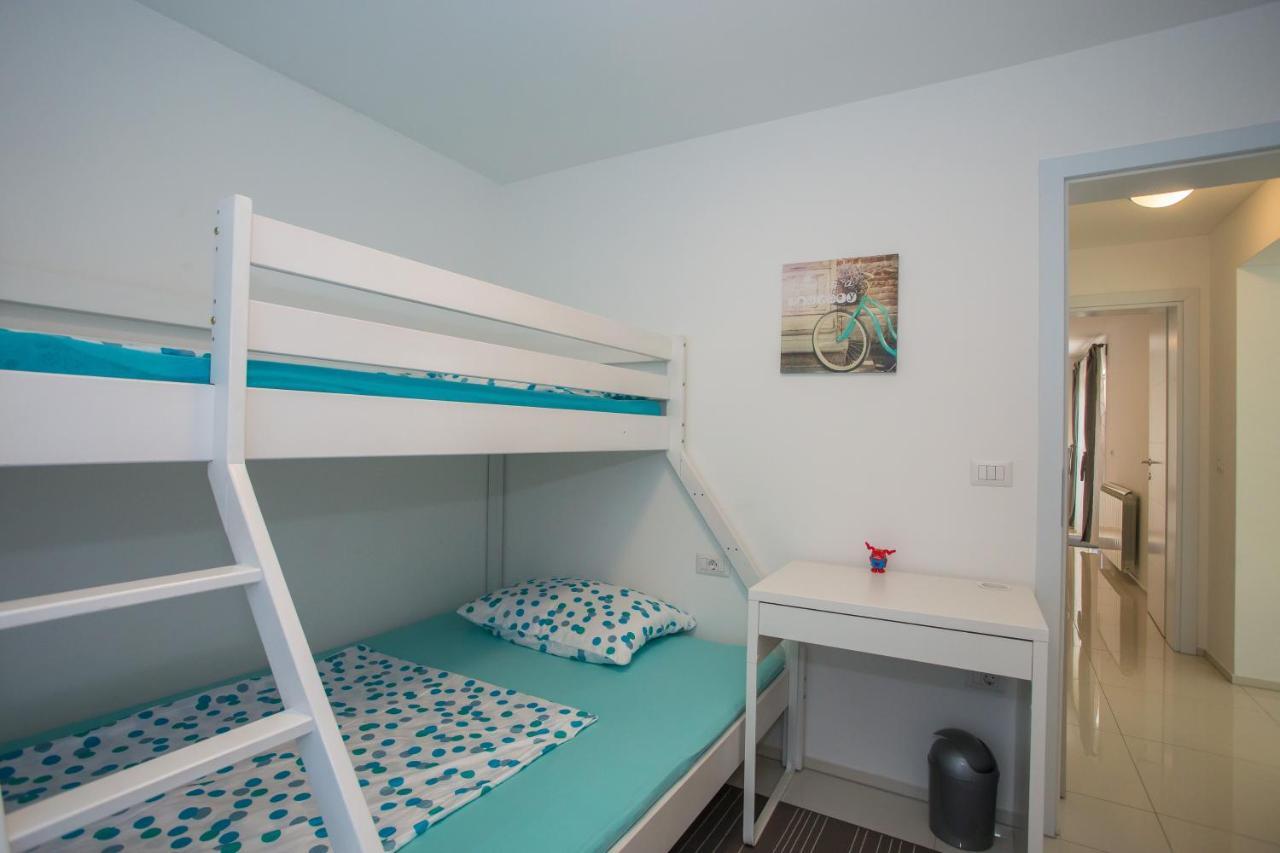Zagar Apartment Poreč Exteriör bild