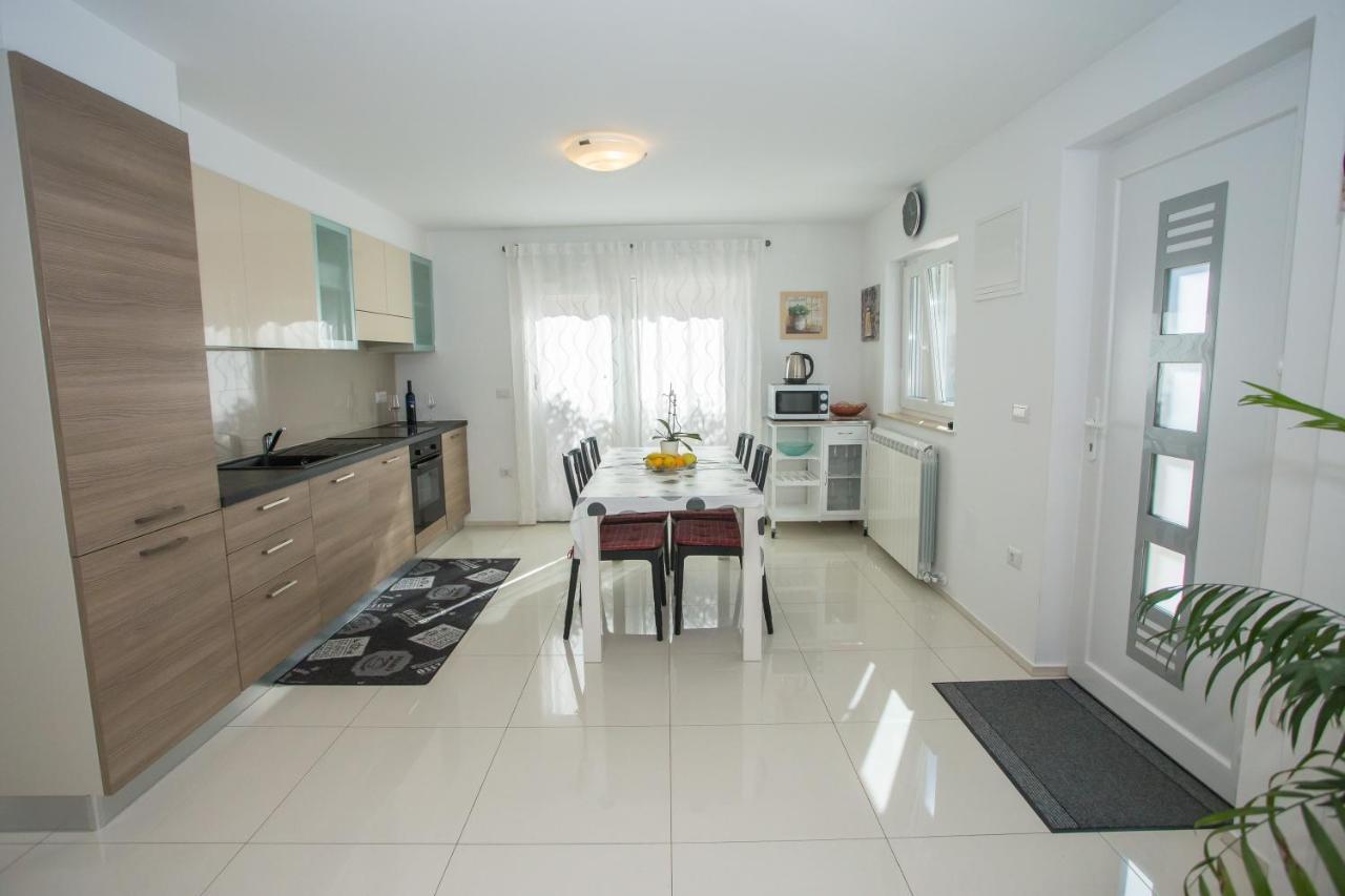 Zagar Apartment Poreč Exteriör bild